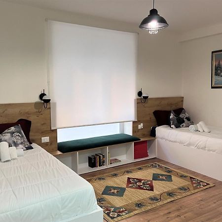Grand Park & Bllok Area Rooms Tirana Kültér fotó