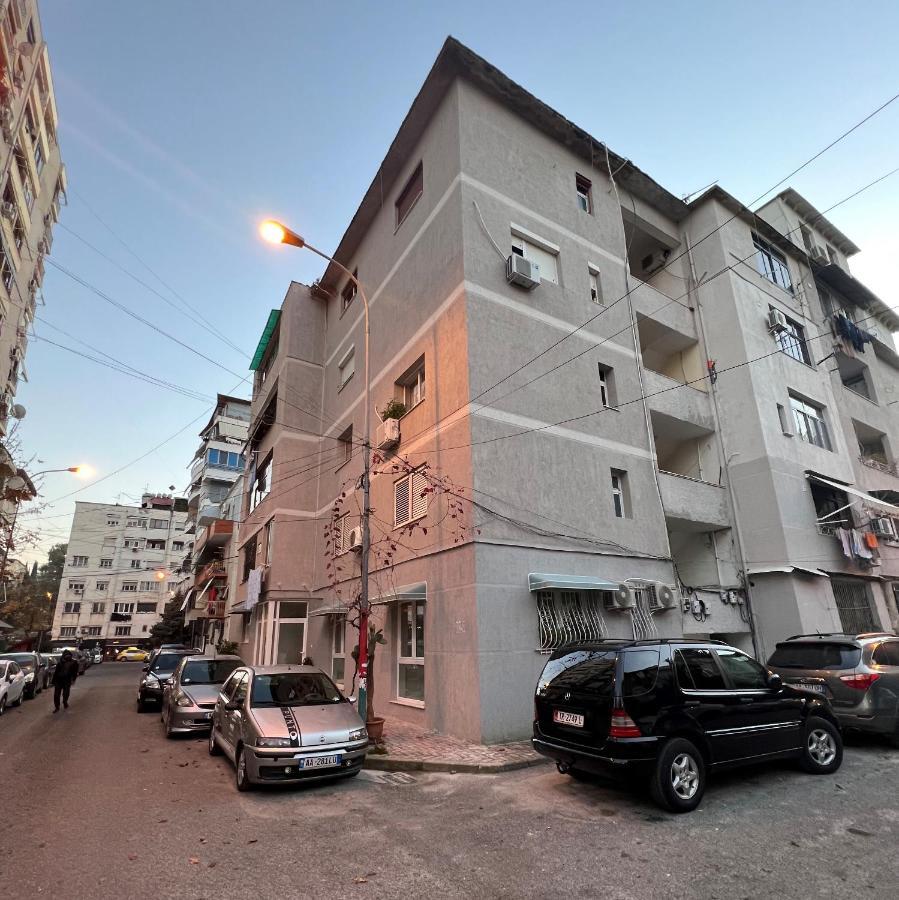 Grand Park & Bllok Area Rooms Tirana Kültér fotó