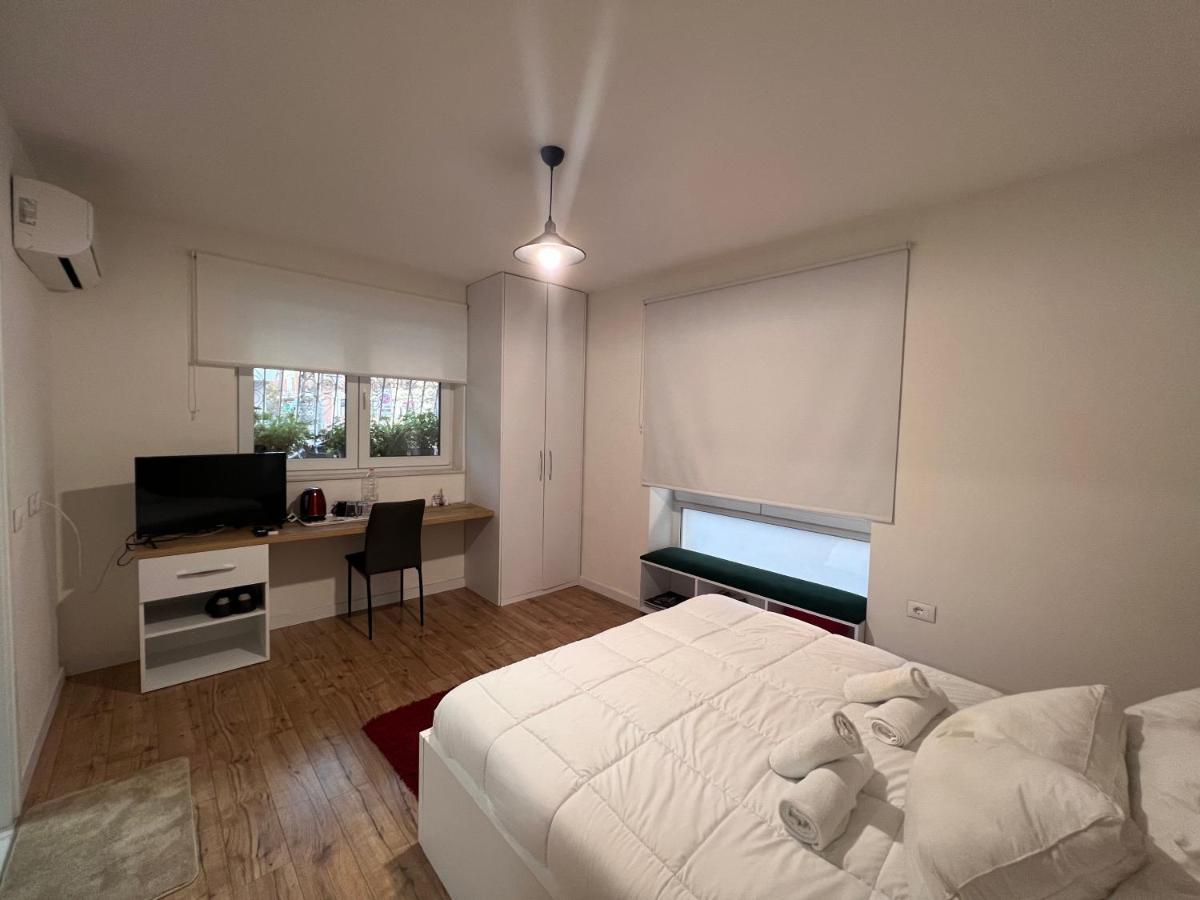 Grand Park & Bllok Area Rooms Tirana Kültér fotó